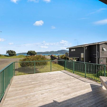 The Green Trout - Paraparaumu Beach Holiday Home Eksteriør bilde