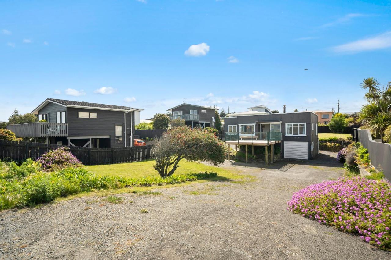 The Green Trout - Paraparaumu Beach Holiday Home Eksteriør bilde